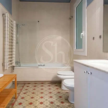 Appartement Centrico 4 *